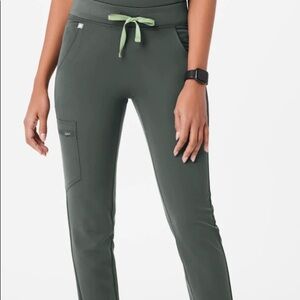 Figs Zamora Jogger in Bonsai